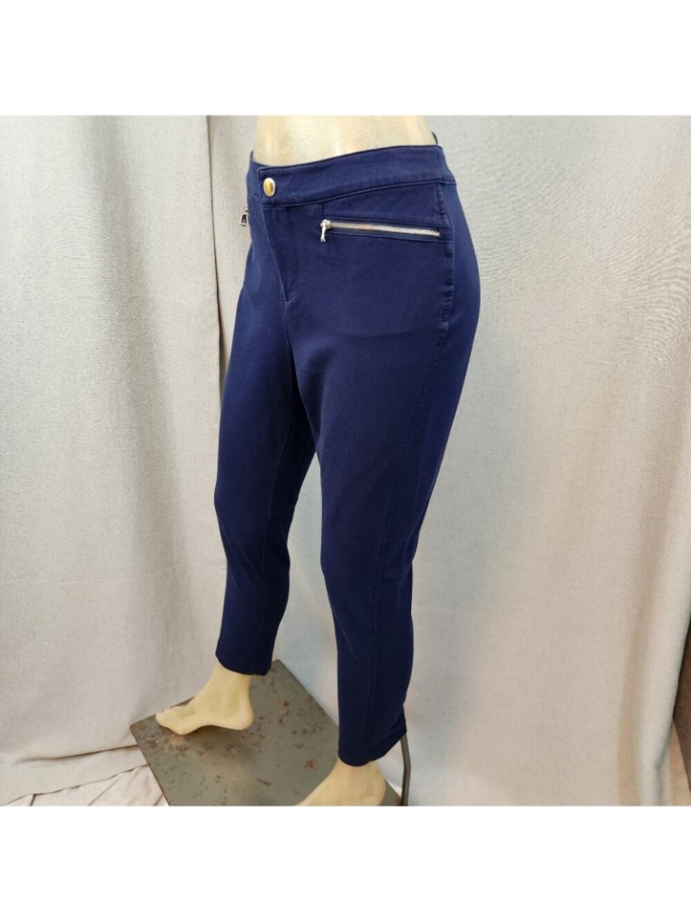 Lauren Ralph Lauren Blue Flat Front Tapered Jeans Pants Slacks Siz 10 MEDIUM - Picture 5 of 6